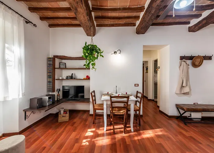 Appartement Dimora Di Veggio Casa Elegante E Accogliente Con Parcheggio In Loc *