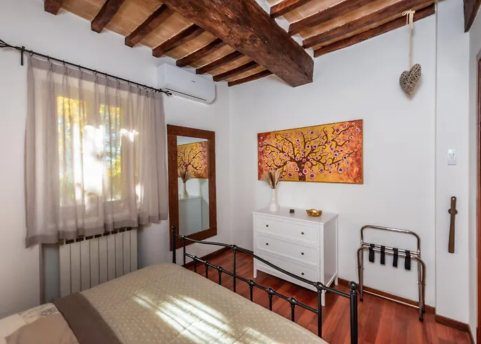 Appartement Dimora Di Veggio Casa Elegante E Accogliente Con Parcheggio In Loc