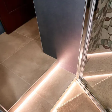 Dimora Di Veggio Casa Elegante E Accogliente Con Parcheggio In Loc *