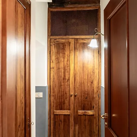 Lägenhet Dimora Di Veggio Casa Elegante E Accogliente Con Parcheggio In Loc *