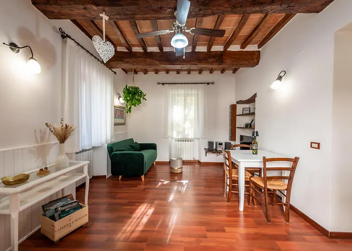 Dimora Di Veggio Casa Elegante E Accogliente Con Parcheggio In Loc Apartment