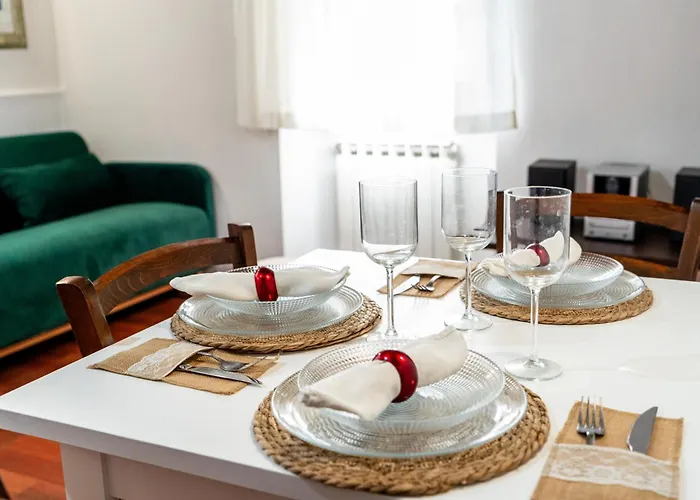 Apartment Dimora Di Veggio Casa Elegante E Accogliente Con Parcheggio In Loc